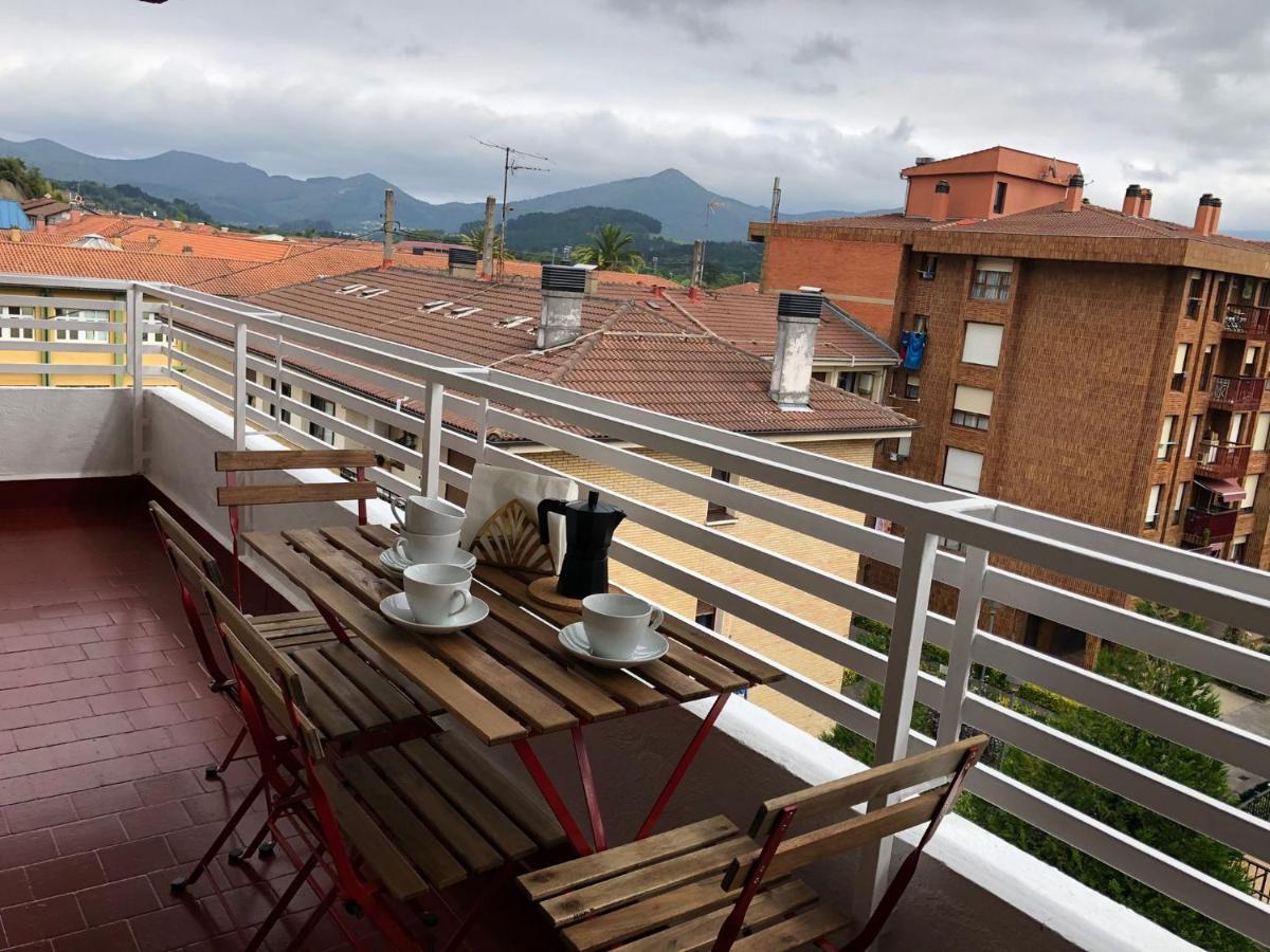 Appartamento Piso céntrico y tranquilo en Gernika Esterno foto